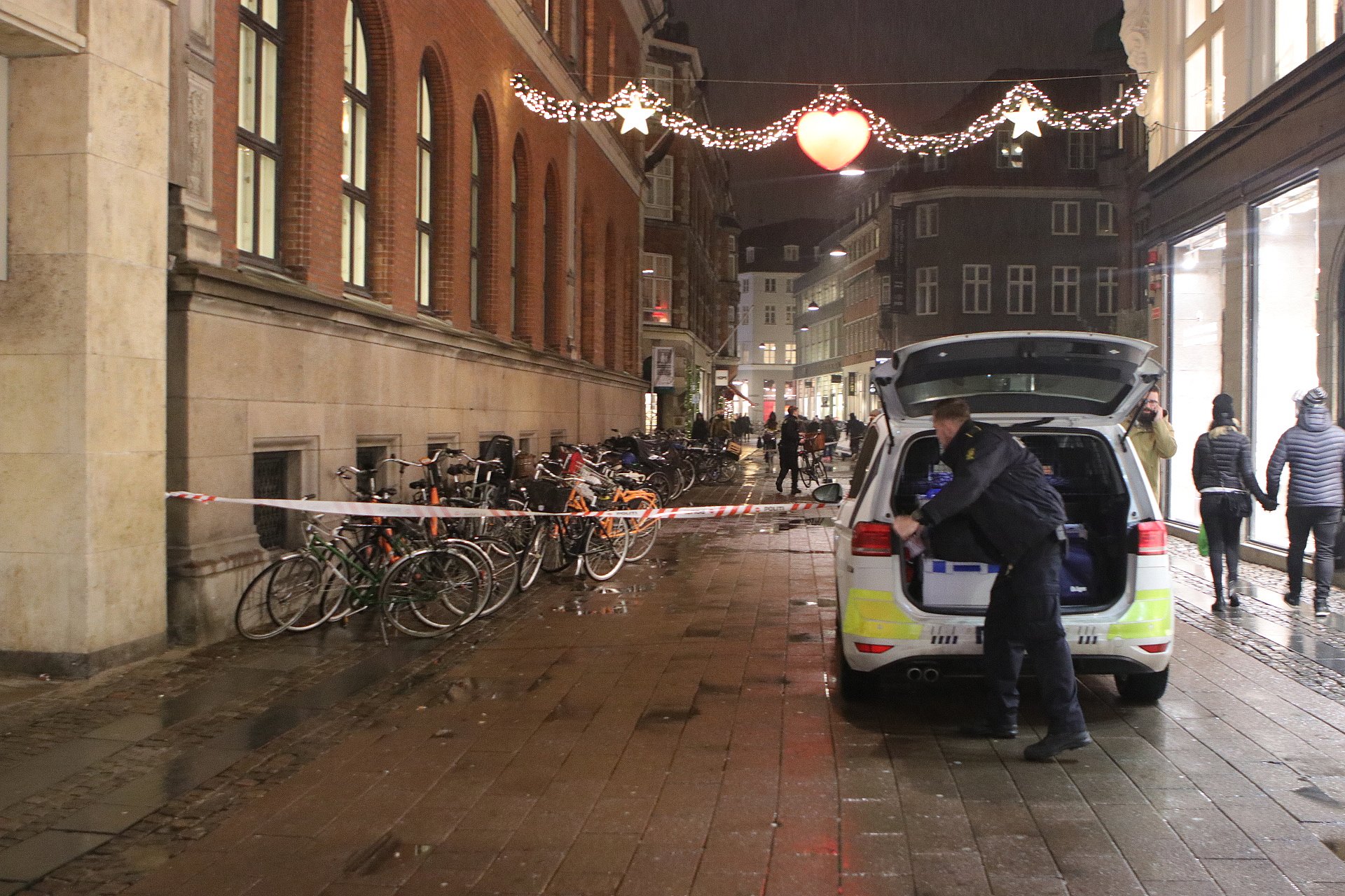 Efter stor aktion i København: Politiet leder efter gerningsmænd TV 2 Kosmopol