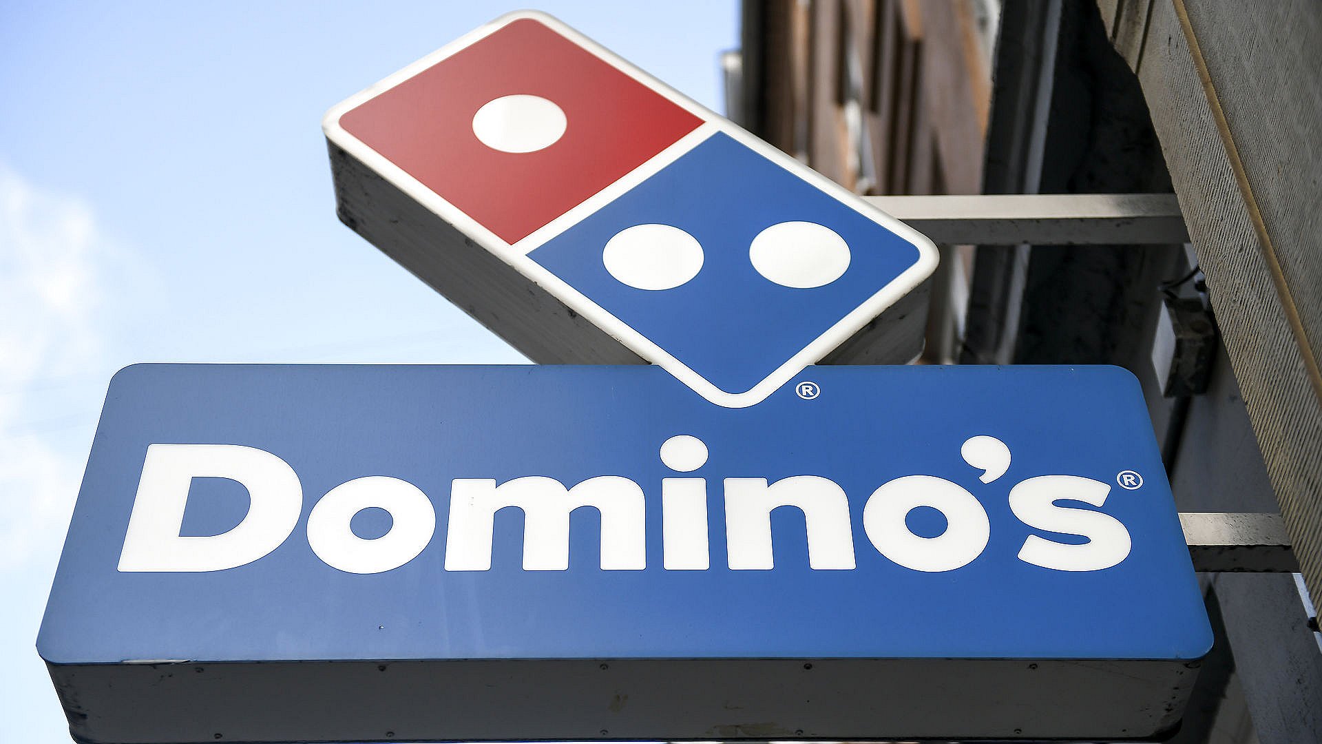 dominos pizza 30 dk