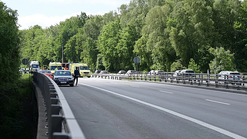 Lang Kø På Motorvej Efter Ulykke En Person Blev Kørt Med Eskorte Til Traumecenter Tv 2 Kosmopol 