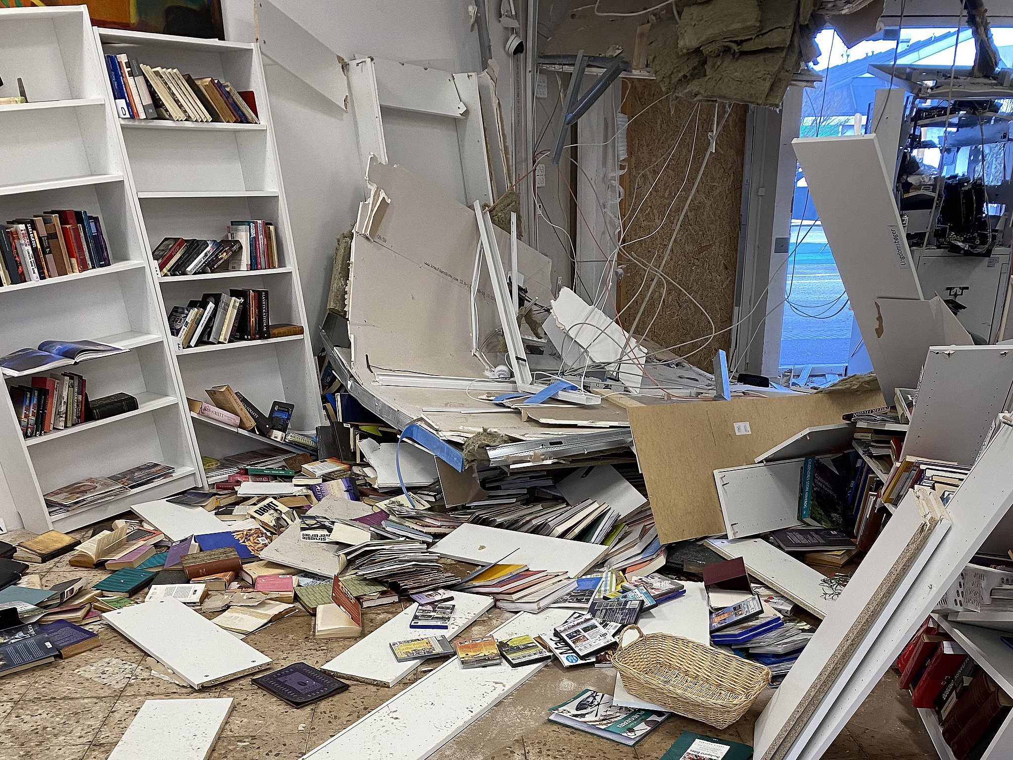Butik blev smadret i voldsom eksplosion: "Det er frustrerende" | TV Kosmopol