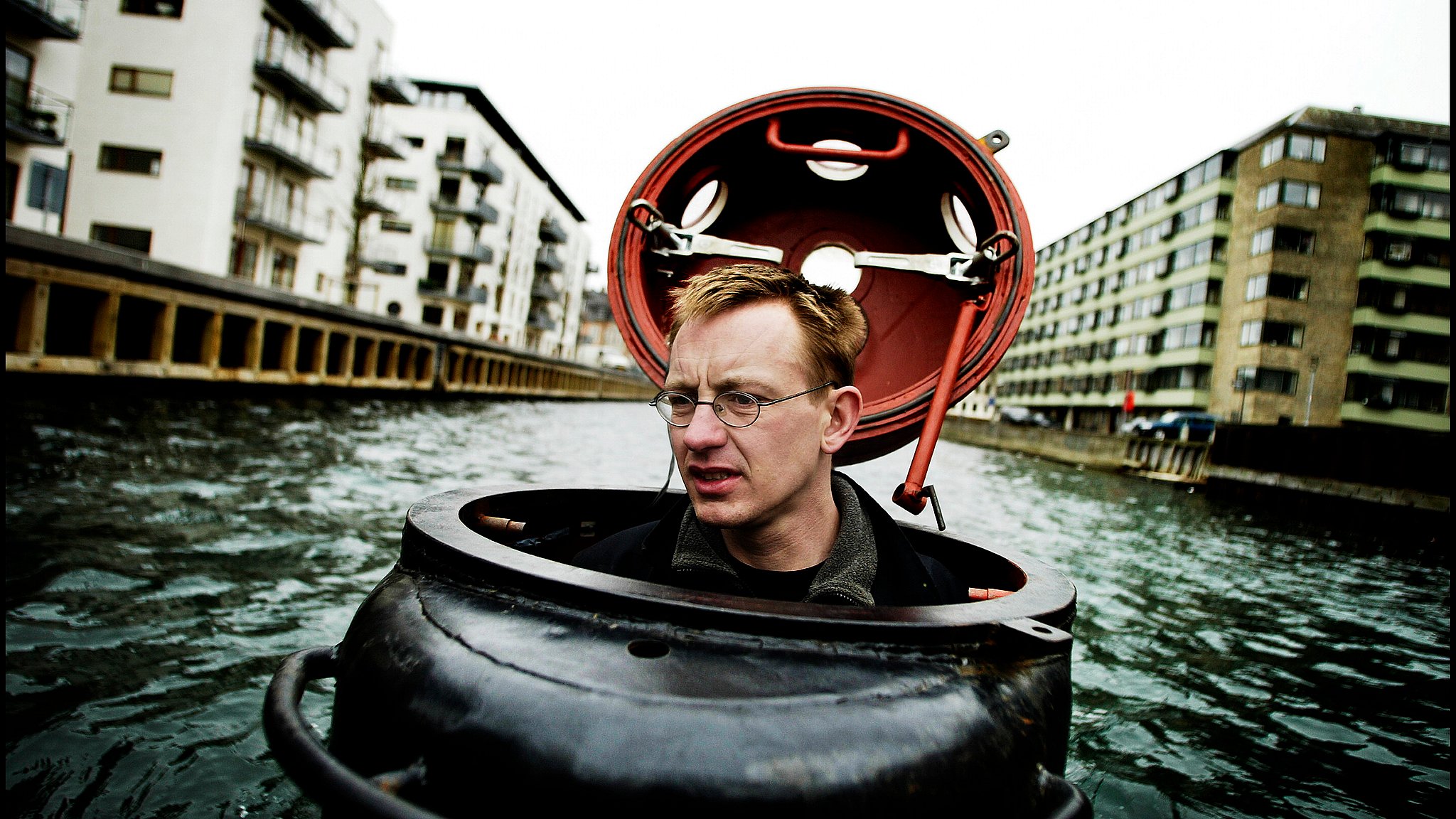 Gå til kredsløbet is Sommetider Peter Madsens gamle ubåd er blevet undersøgt af politiet | TV 2 Lorry