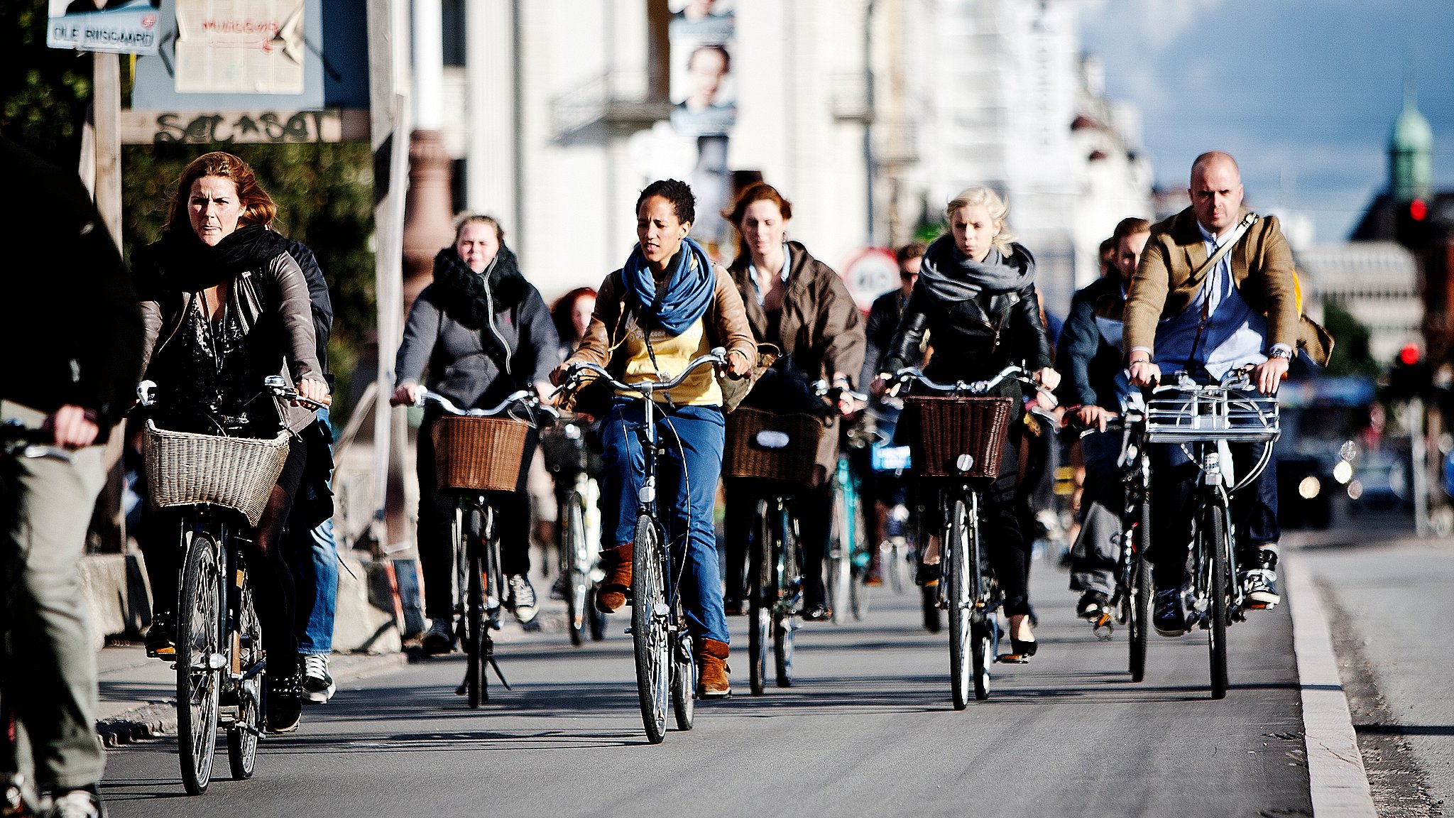 forbundet Bunke af Skylight Derfor deler politiet særlige net ud til cyklister i København | TV 2  Kosmopol